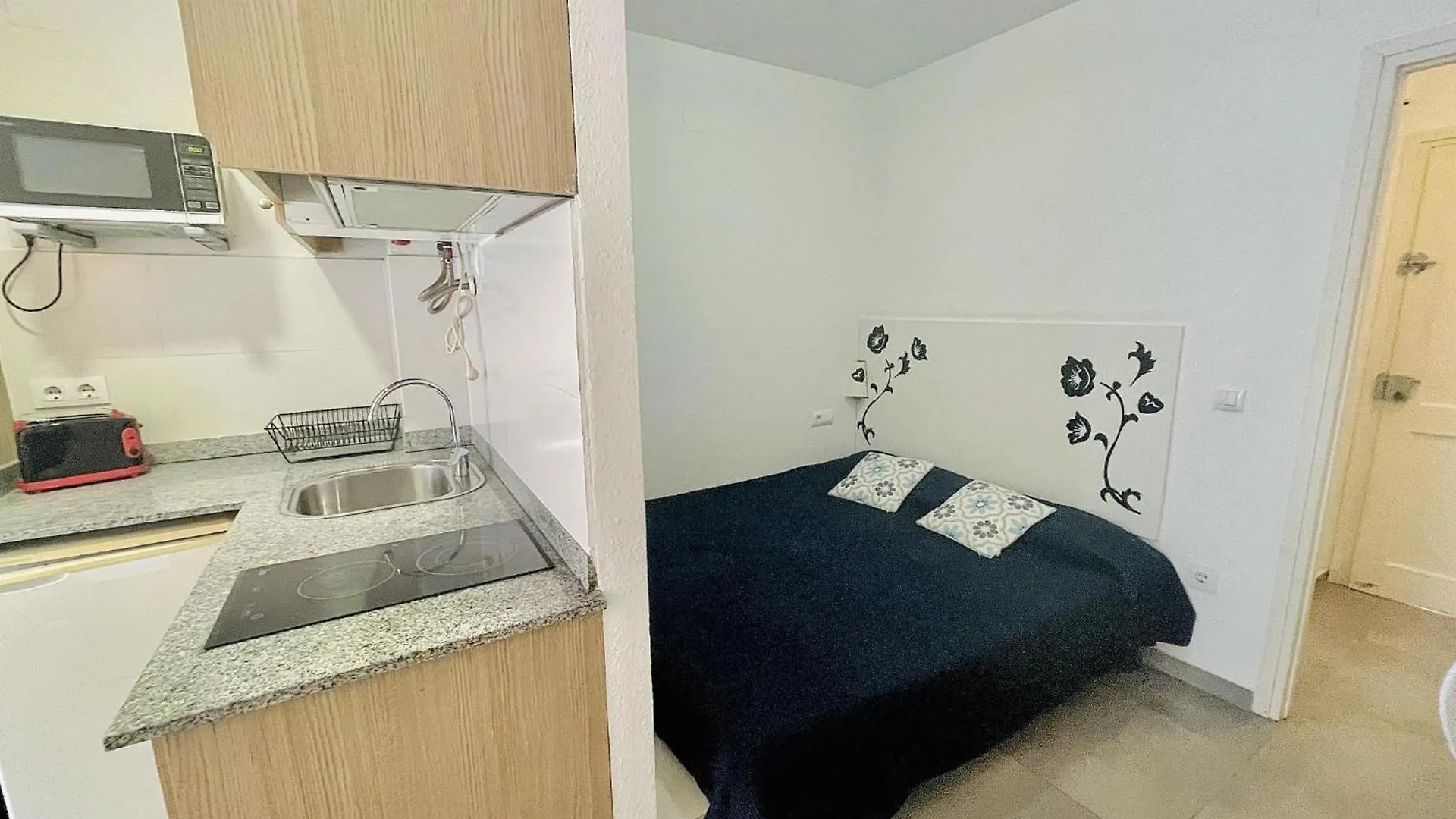La Riera B2 Apartment Roses 0*,